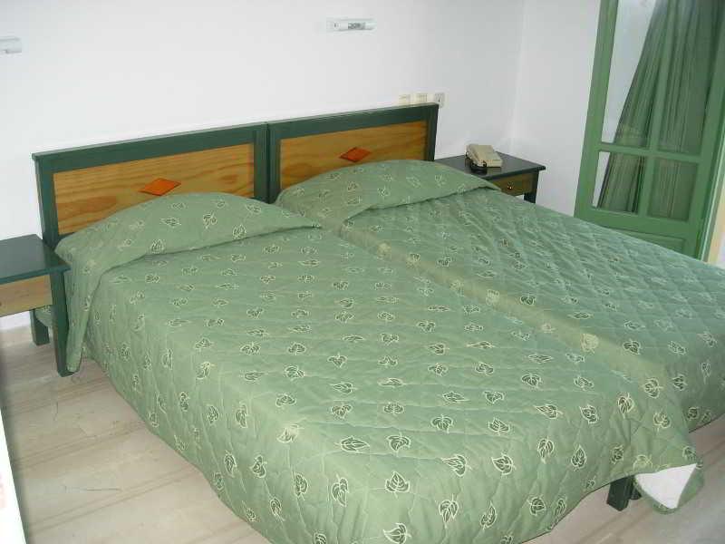 Nikolas Villas Appartments Hersonissos  Zewnętrze zdjęcie